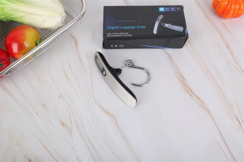 Portable Scale Digital LCD Display 110lb/50kg Electronic Luggage Hanging Suitcase Travel Weighs Baggage Fishing Scale with Hook