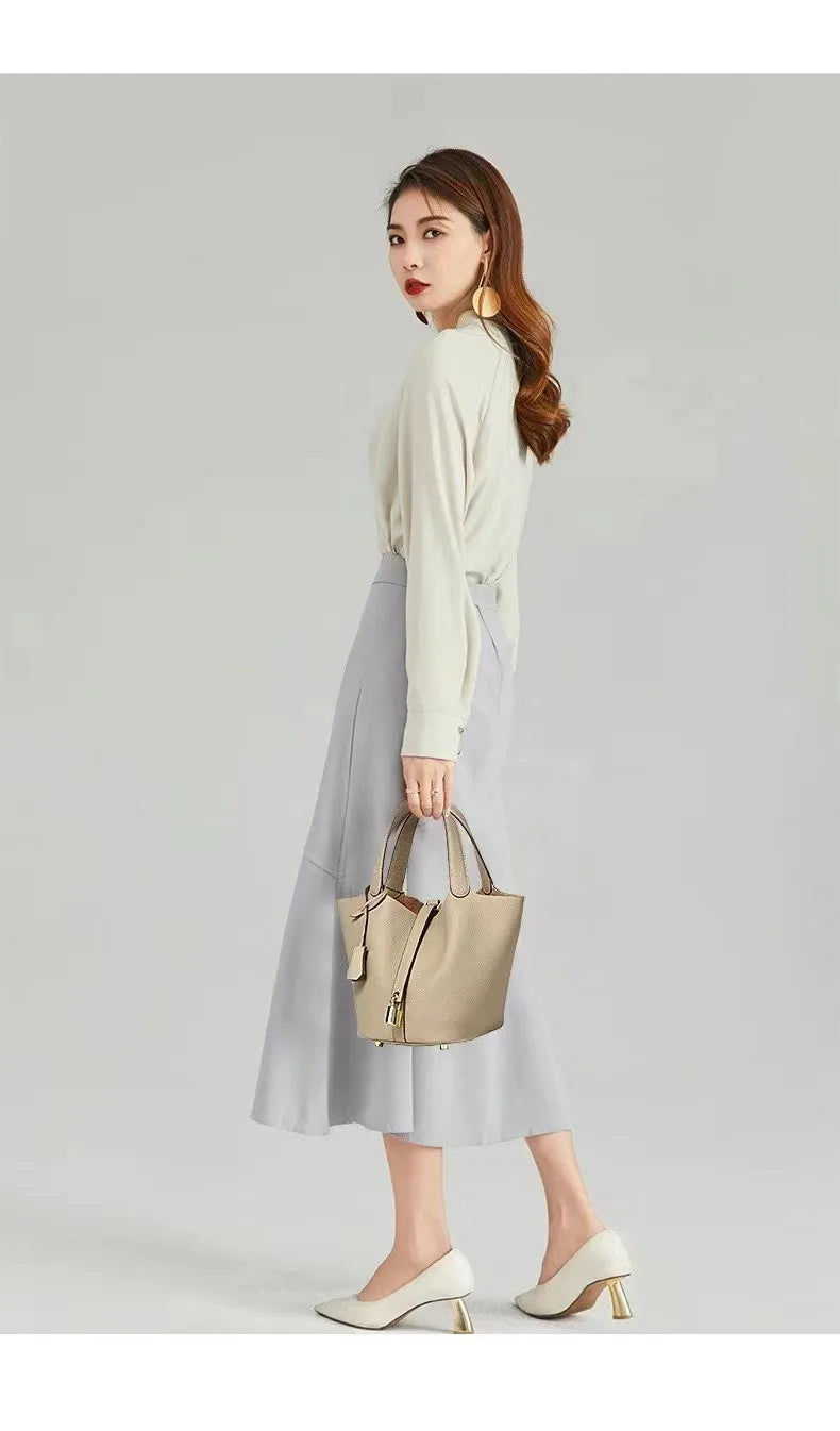 New Leather Luxury Handbag, High-end Soft Leather Bucket Bag, Cowhide Portable Gift Bag, Commuting Versatile Women's Bag