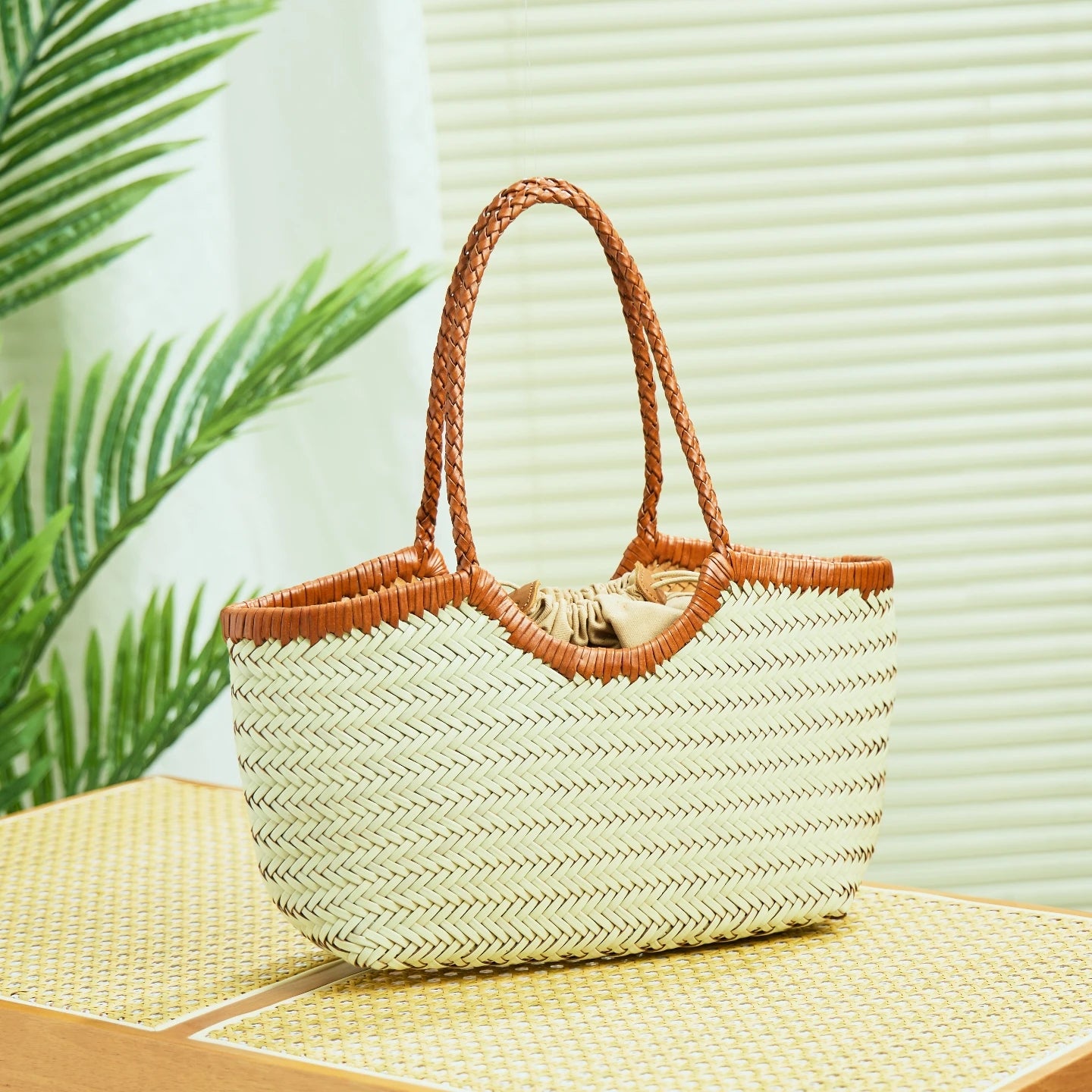 Genuine Leather Handwoven Tote Bag Women's Fashion Shopping Bag Large Capacity Shoulder Bag Luxury Design  Vegetable Basket