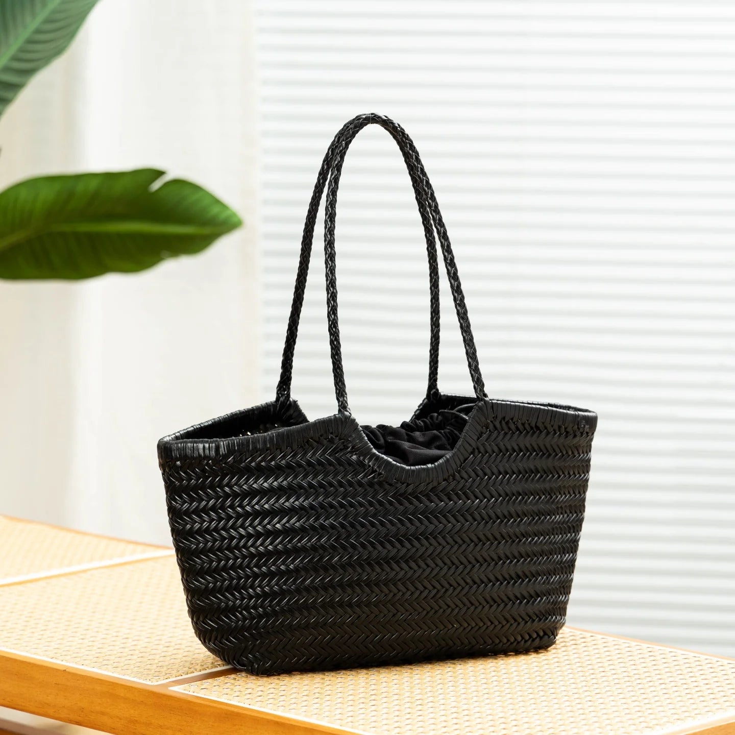 Genuine Leather Handwoven Tote Bag Women's Fashion Shopping Bag Large Capacity Shoulder Bag Luxury Design  Vegetable Basket