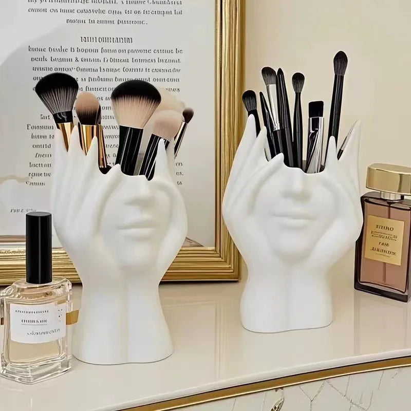 1PC Vinyl Figure Makeup Brush Holder
